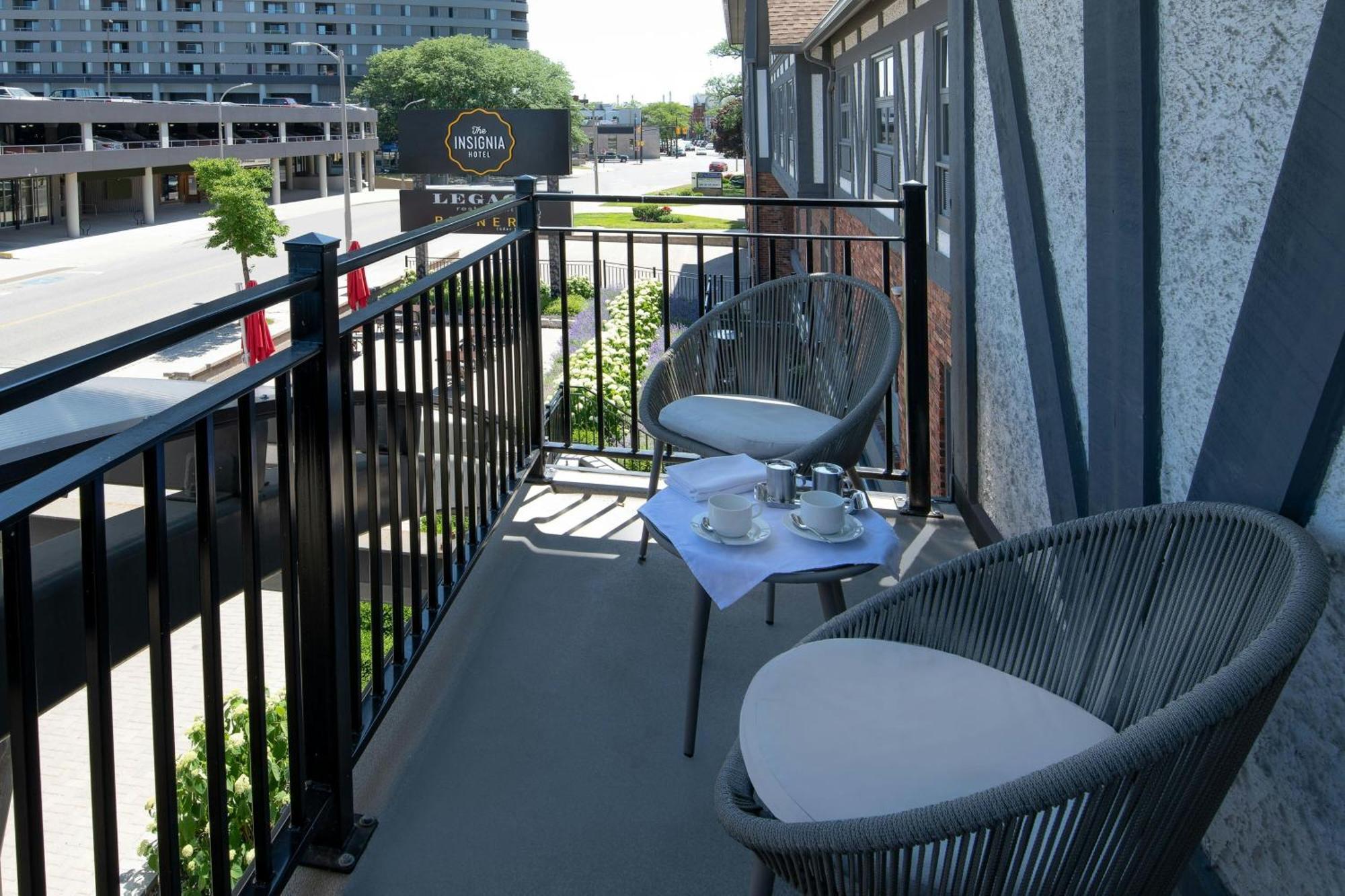 The Insignia Hotel, Sarnia, A Tribute Portfolio Hotel Екстер'єр фото